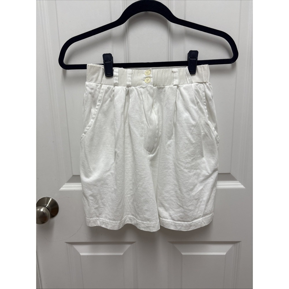 Vintage Boston Traders White High Waisted Pleated Baggy Shorts - Size Medium
